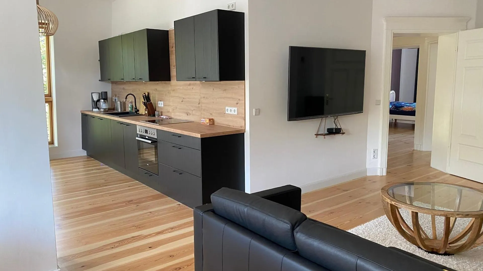 Neu Ausgestattete Wohnung In Berlin - Ruhige Lage 0*,
